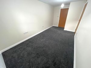 Grosvenor Wharf Road